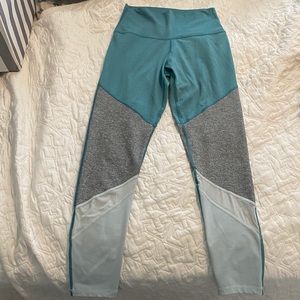 Aerie Blue and Gray Leggings with Mesh Panel Sz M